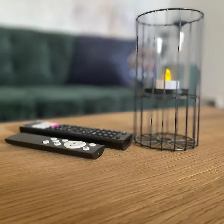 - Terrasse - A93 Anbindung - Netflix - Stadtnah